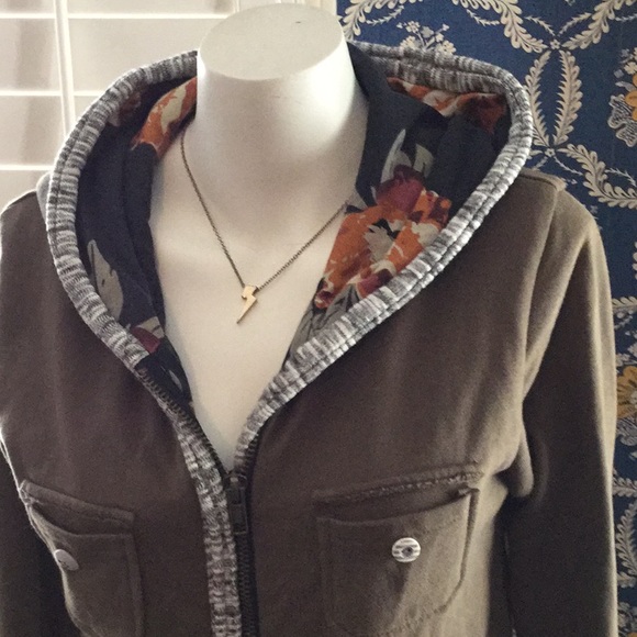 SCRAPBOOK jacket - Picture 3 of 5